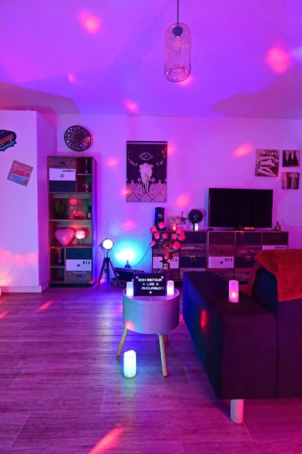 Luxe Sauna Privatif Et Grand Bain Jacuzzi A Deux A Biscarosse Plage Pour Nuit Romantique Avec Decoration Led Et Bougies Biscarrosse Exterior foto