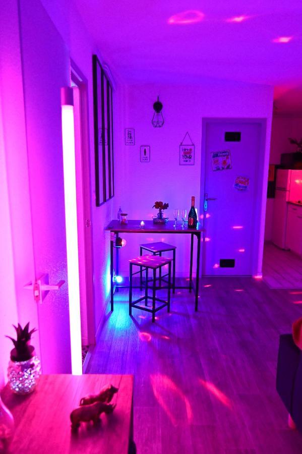 Luxe Sauna Privatif Et Grand Bain Jacuzzi A Deux A Biscarosse Plage Pour Nuit Romantique Avec Decoration Led Et Bougies Biscarrosse Exterior foto