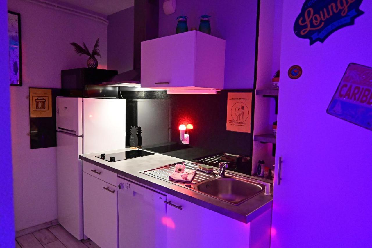 Luxe Sauna Privatif Et Grand Bain Jacuzzi A Deux A Biscarosse Plage Pour Nuit Romantique Avec Decoration Led Et Bougies Biscarrosse Exterior foto